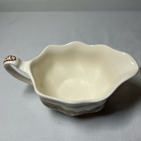 Johnson Brothers Olde English Countryside servers. Gravy/cream veggies dish - Picture 4 of 11